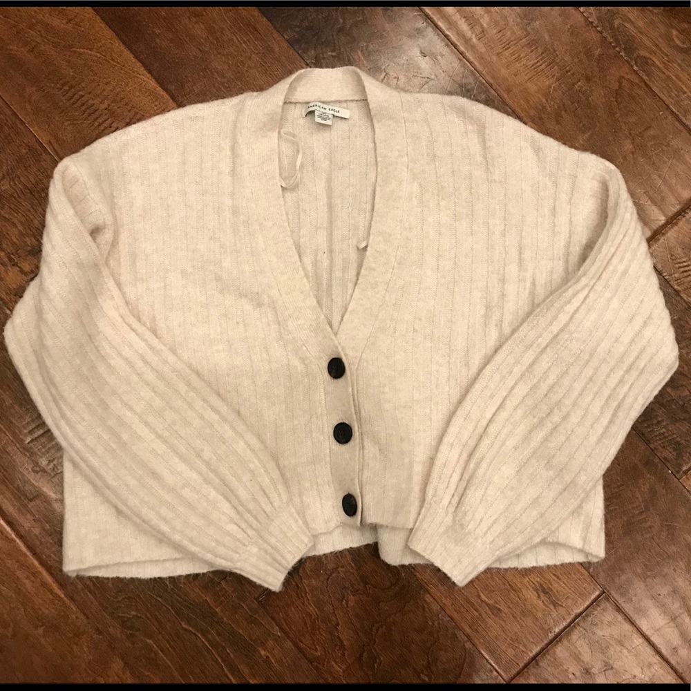American Eagle sweater